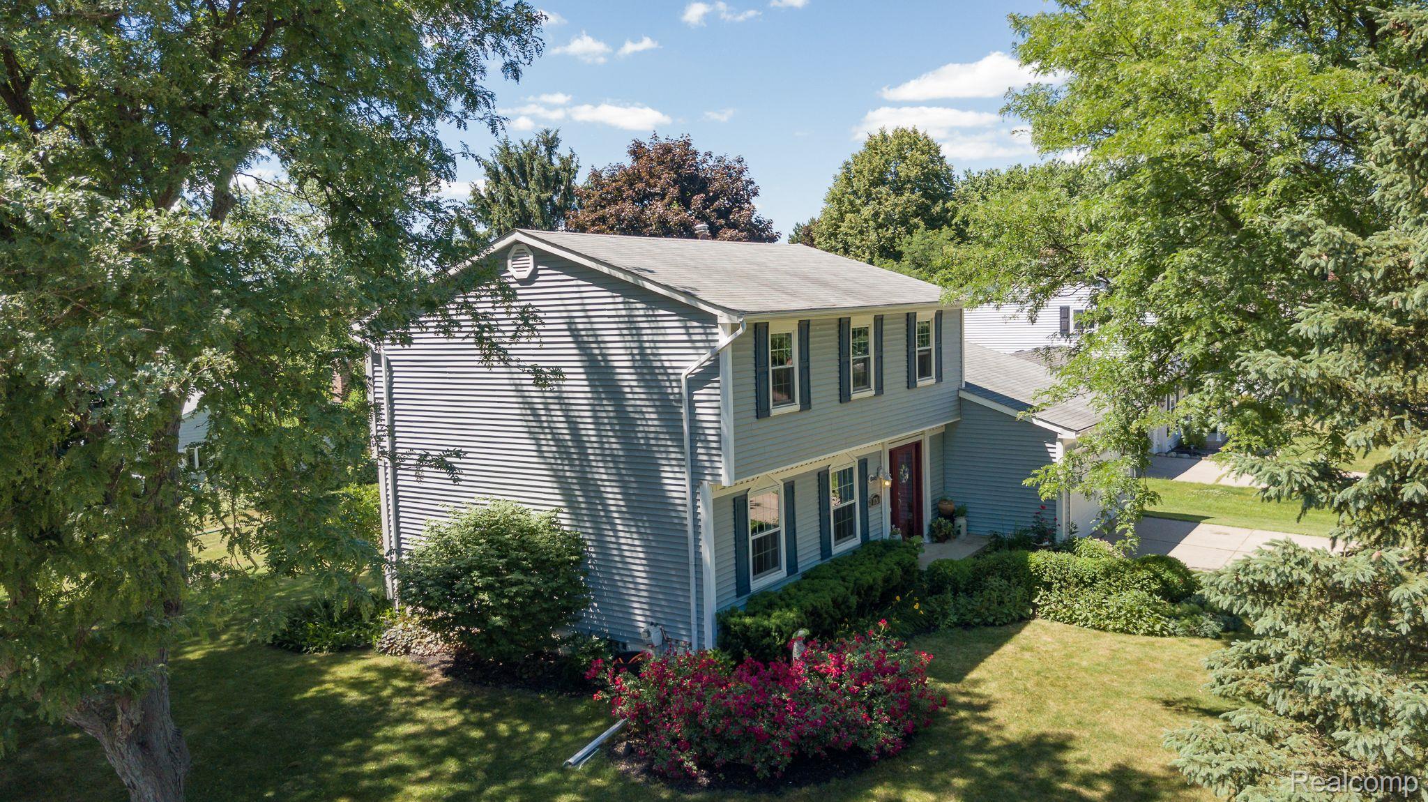 1720 Morningside Lane Rochester, MI 48307 - Photo 2 of 30 Extra Wide Lot