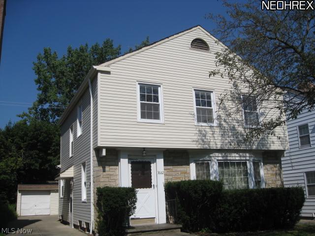 3682 Daleford Road Cleveland, OH 44120 - Photo 2 of 23