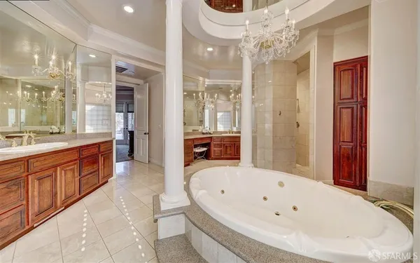 $3,700,000 | 2200 Sunset Point, Unit 2210, Discovery Bay, CA 94505