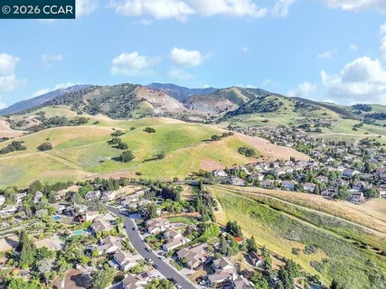 $1,350,000 | 5308-5308 Vista Point Court, Concord, CA 94521