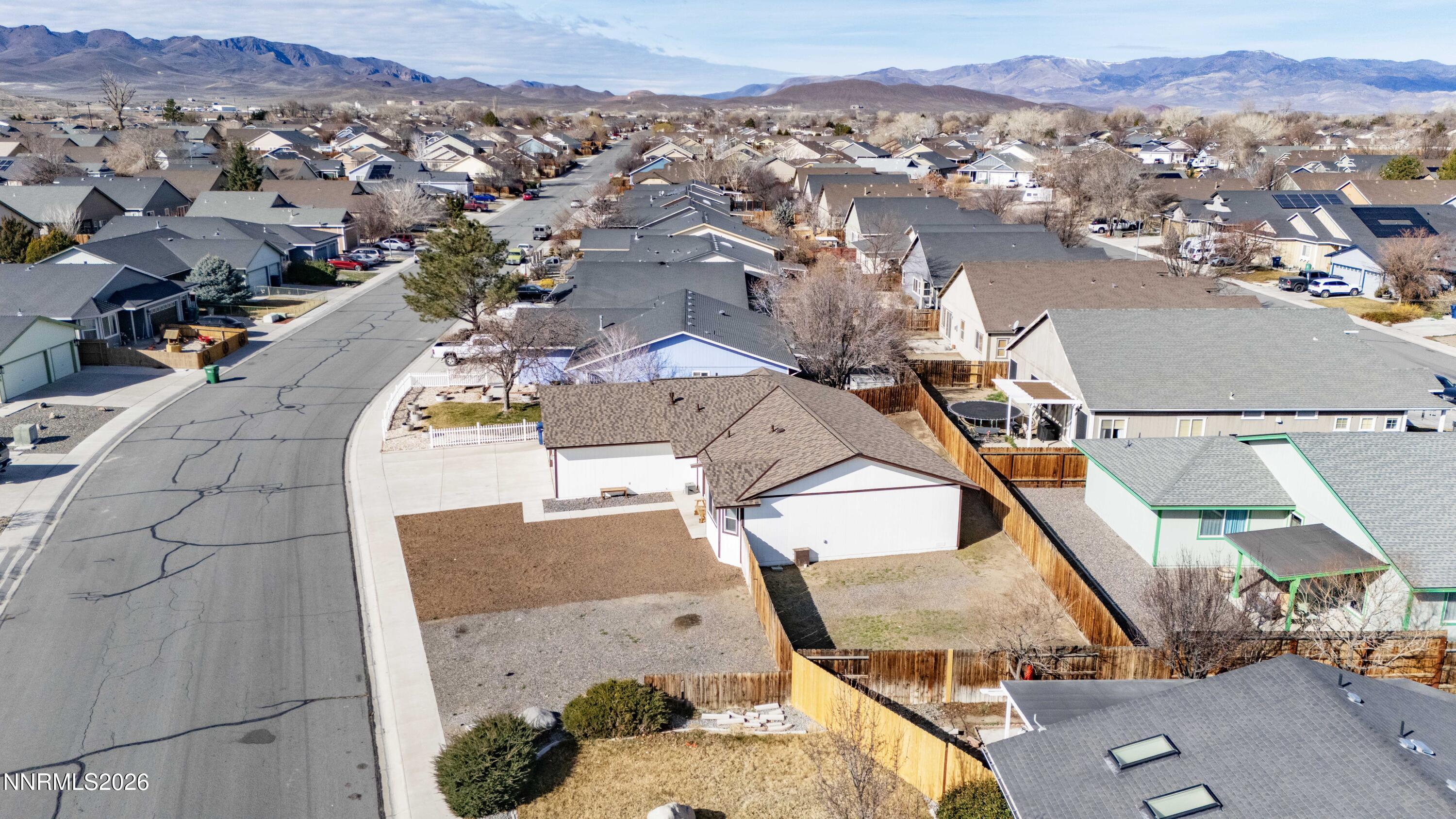 476 Jennys Lane Fernley, NV 89408 - Photo 27 of 29 an aerial view of a house with a swimming pool