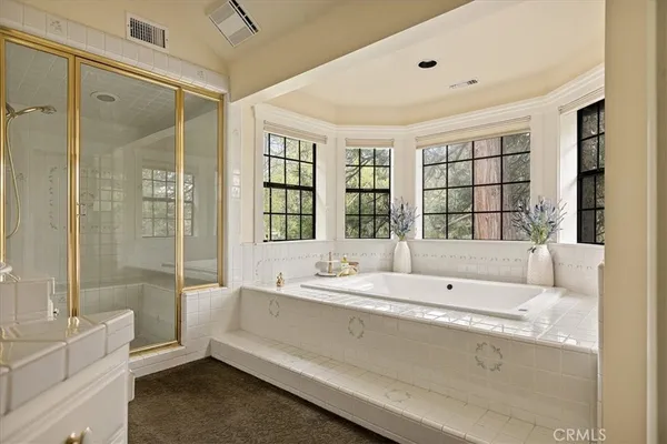 $2,195,000 | 490 Bay View Court, Lake Arrowhead, CA 92352