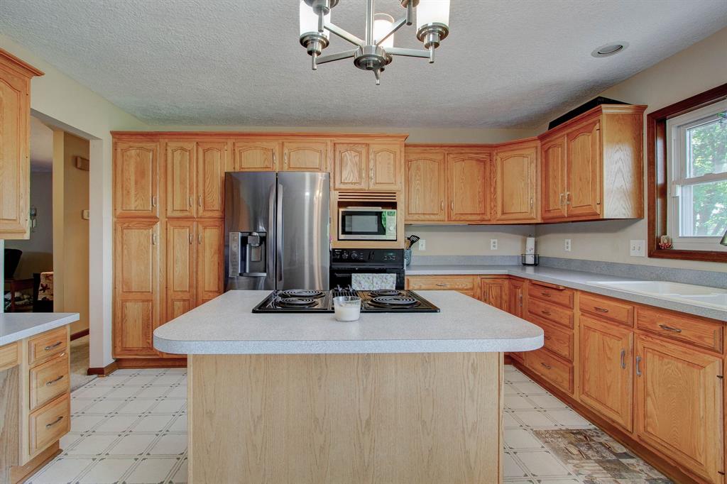 5567 RidgeHill Way Avon, IN 46123 - Photo 13 of 43 Gallery Image 13