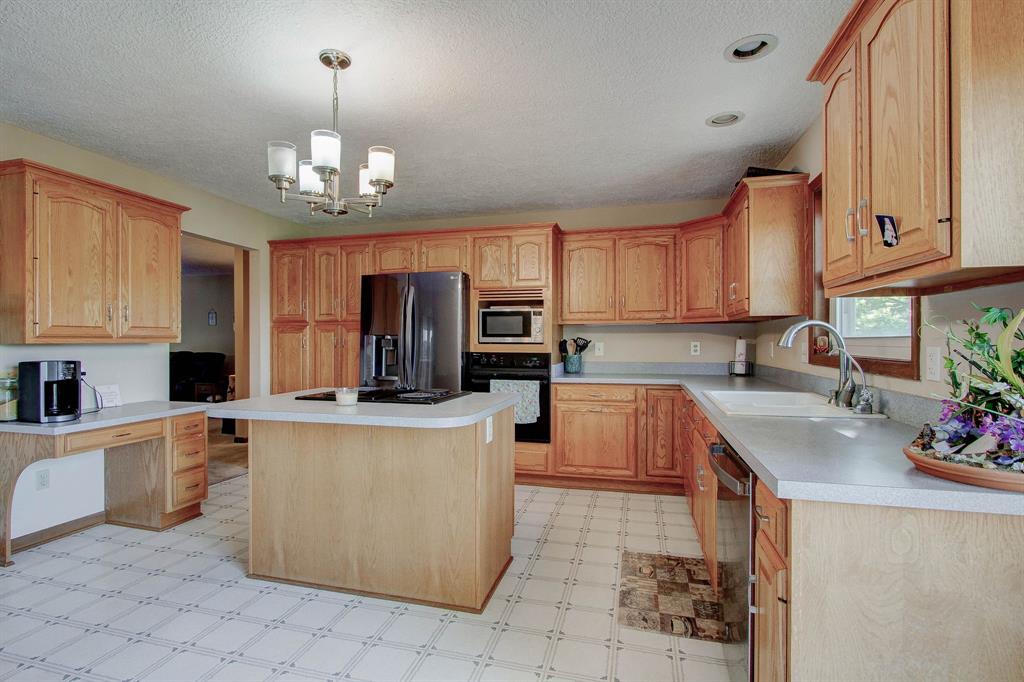 5567 RidgeHill Way Avon, IN 46123 - Photo 14 of 43 Gallery Image 14