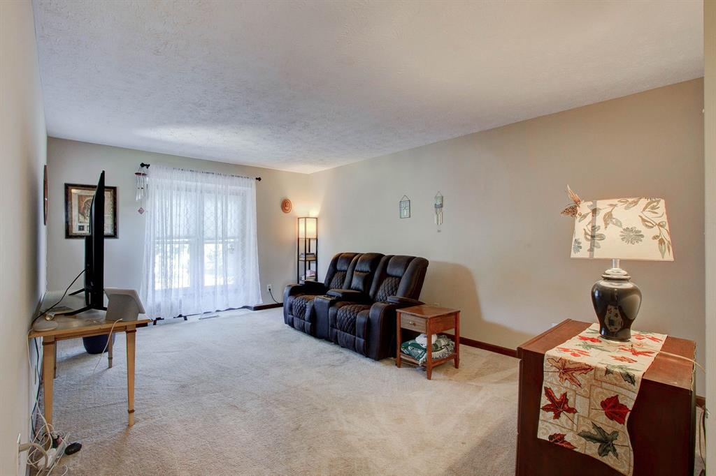 5567 RidgeHill Way Avon, IN 46123 - Photo 7 of 43 Gallery Image 7