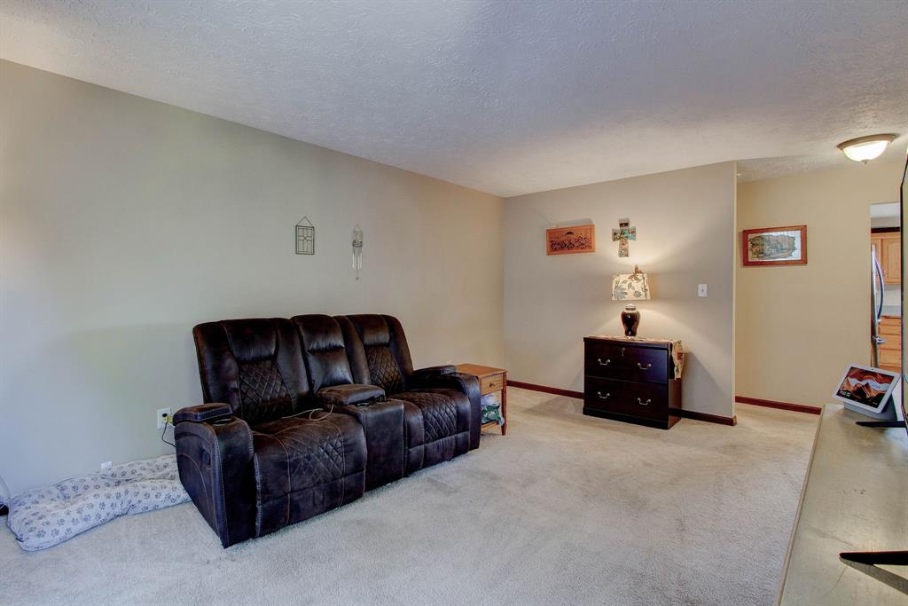 5567 RidgeHill Way Avon, IN 46123 - Photo 9 of 43 Gallery Image 9