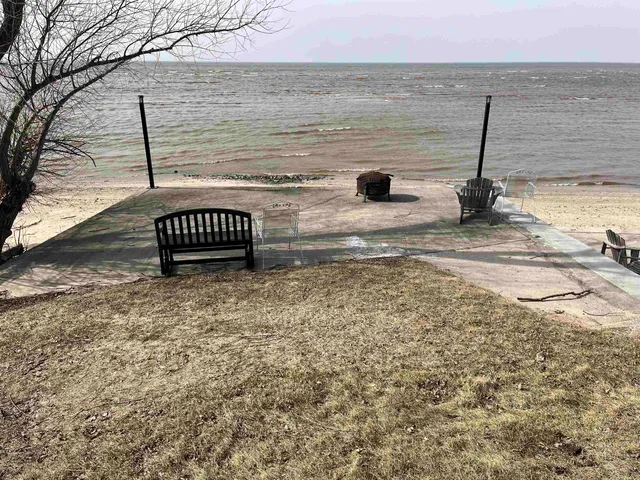 $279,000 | N8931 County Rd DK, Unit 11 12 13, Luxemburg, WI 54217