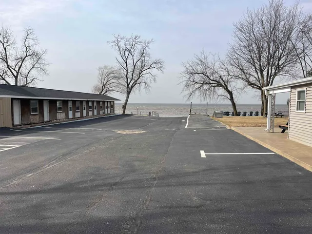 $279,000 | N8931 County Rd DK, Unit 11 12 13, Luxemburg, WI 54217