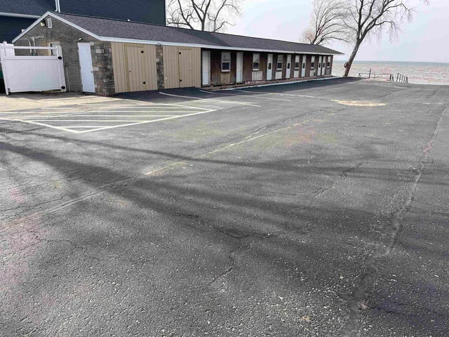 $279,000 | N8931 County Rd DK, Unit 11 12 13, Luxemburg, WI 54217