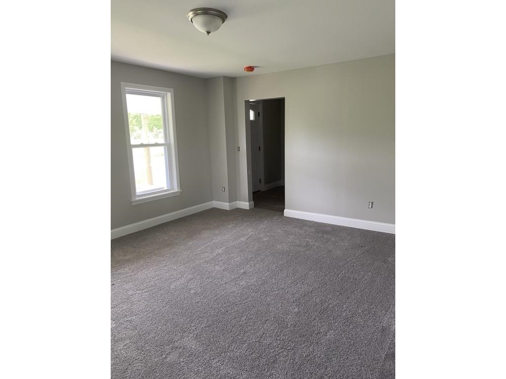 1080 Upper City Road Pittsfield, NH 03263 - Photo 4 of 13