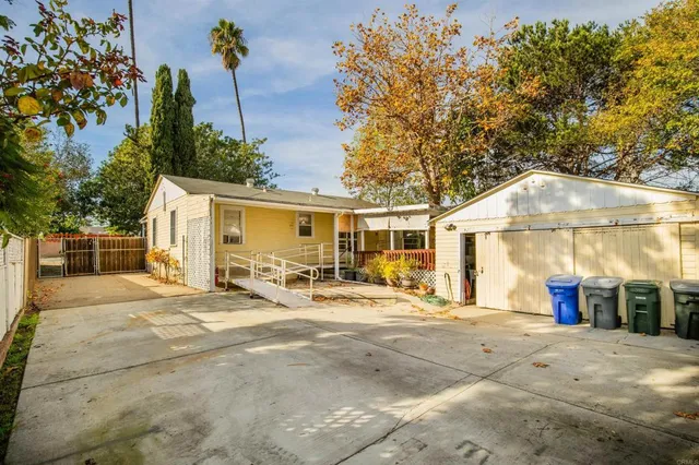 $650,000 | 3885 King Street, La Mesa, CA 91941