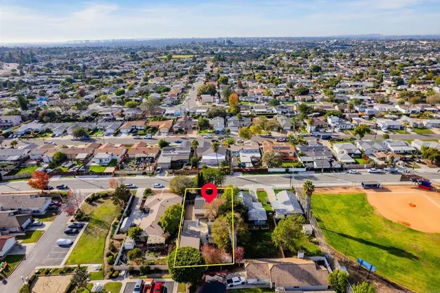 $650,000 | 3885 King Street, La Mesa, CA 91941