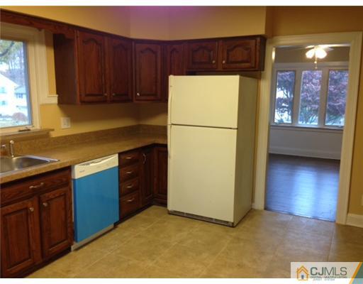 129 Kimberly Road Colonia, NJ 07067 - Photo 11 of 25