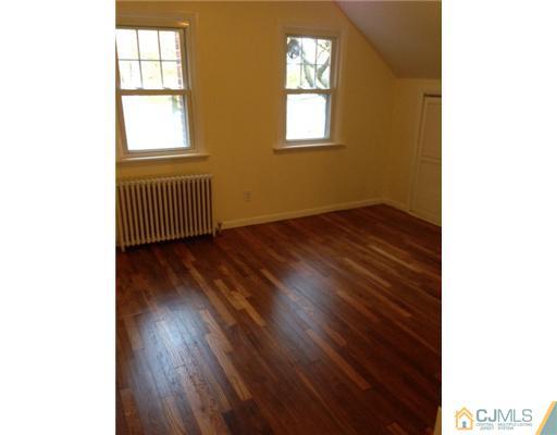 129 Kimberly Road Colonia, NJ 07067 - Photo 17 of 25