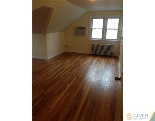 129 Kimberly Road Colonia, NJ 07067 - Photo 20 of 25