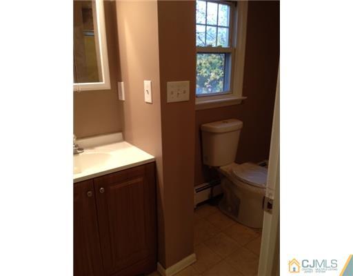 129 Kimberly Road Colonia, NJ 07067 - Photo 21 of 25