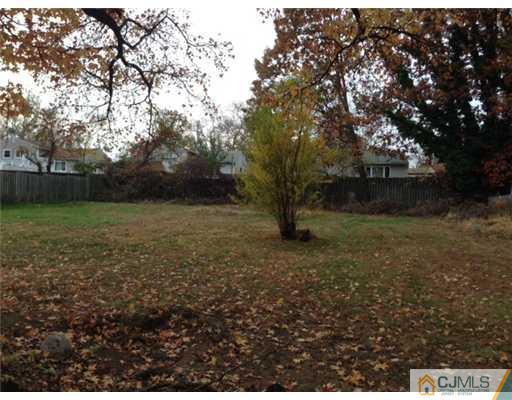129 Kimberly Road Colonia, NJ 07067 - Photo 22 of 25