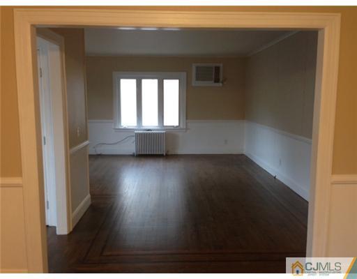 129 Kimberly Road Colonia, NJ 07067 - Photo 6 of 25