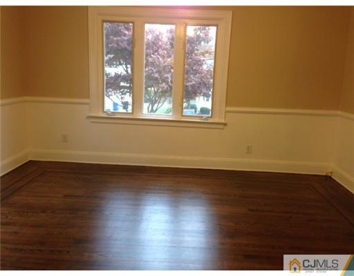 129 Kimberly Road Colonia, NJ 07067 - Photo 7 of 25