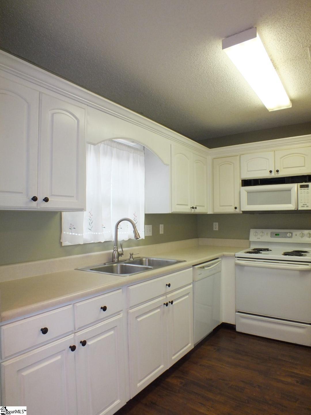 156 Wingo Street Inman, SC 29349 - Photo 8 of 27