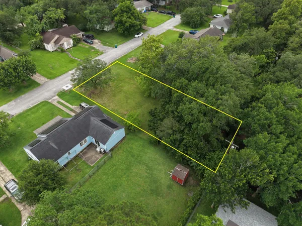 $48,000 | 2320 Meadow Lane, La Marque, TX 77568