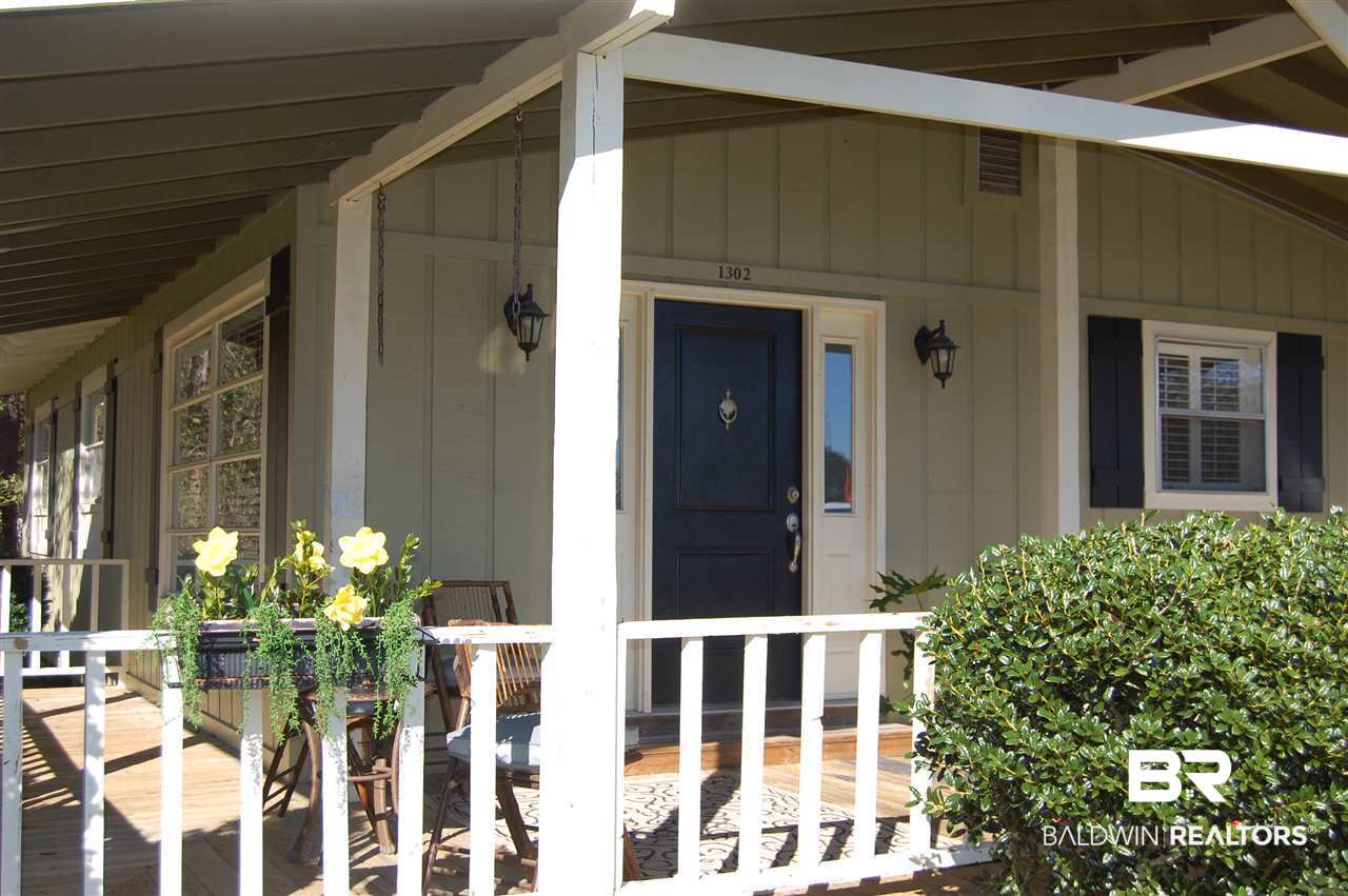 1302 North Alston Street Foley, AL 36535 - Photo 3 of 24