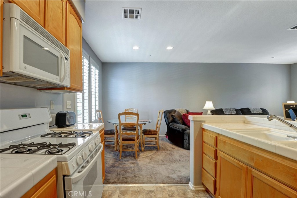 128 Shattuck Street Brea, CA 92821 - Photo 11 of 27