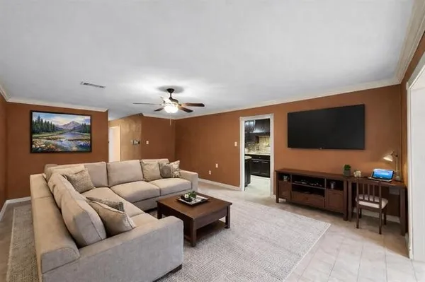 $169,500 | 5720 Townhouse Lane, Beaumont, TX 77707