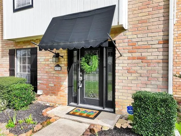 $174,900 | 5720 Townhouse Lane, Beaumont, TX 77707