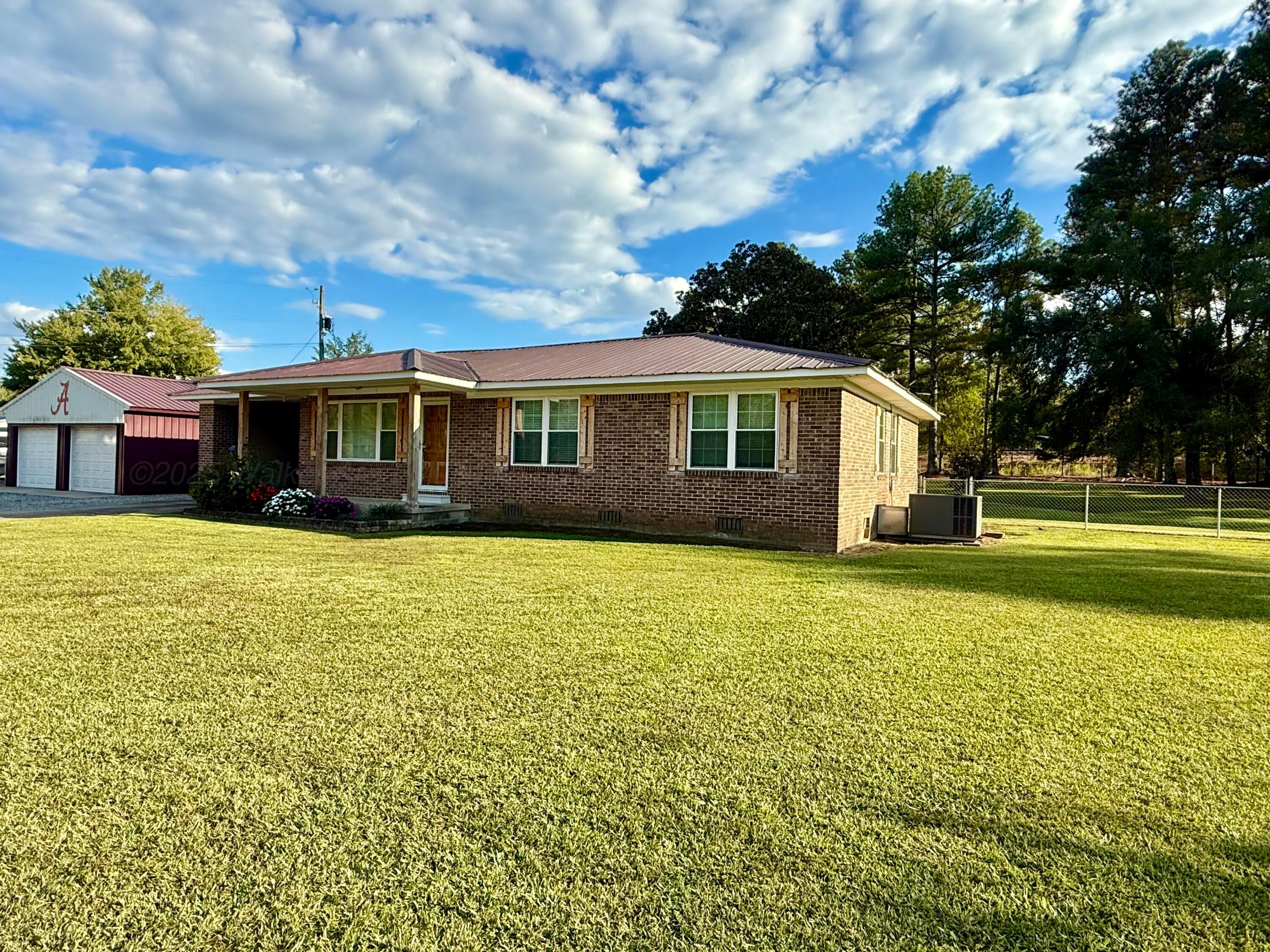 11 Redmill Saragossa Road Jasper, AL 35503 - Photo 1 of 17 IMG_1081