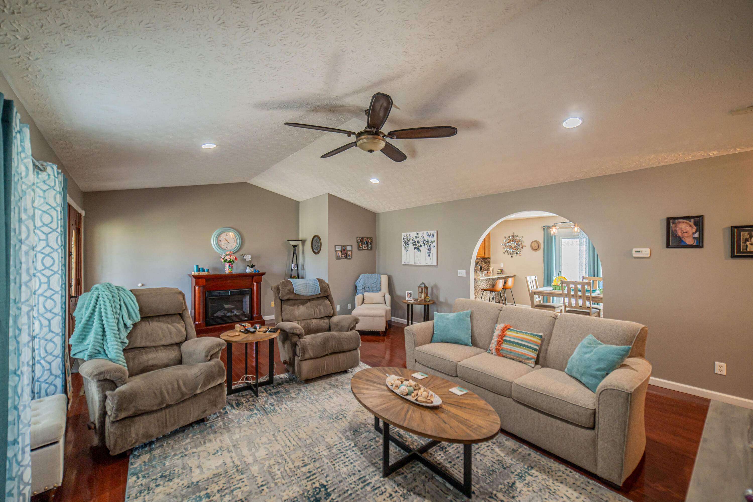 1118 Slater Road Wickliffe, KY 42087 - Photo 4 of 18 1118SlaterRd-56