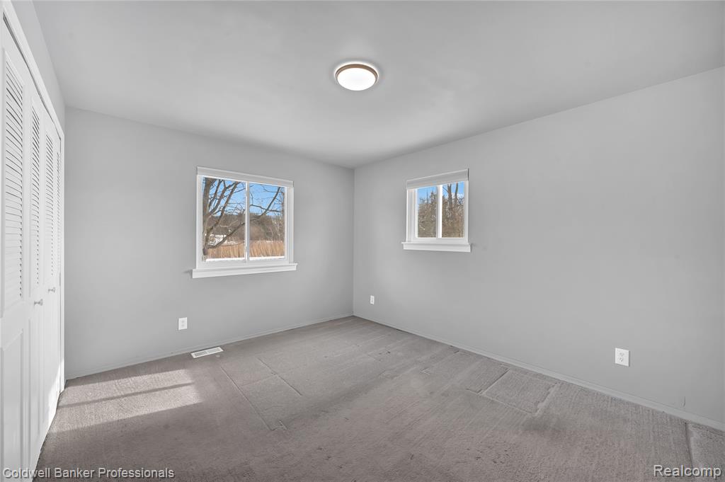 4331 Jones Road North Branch, MI 48461 - Photo 19 of 42 Gallery Image 19
