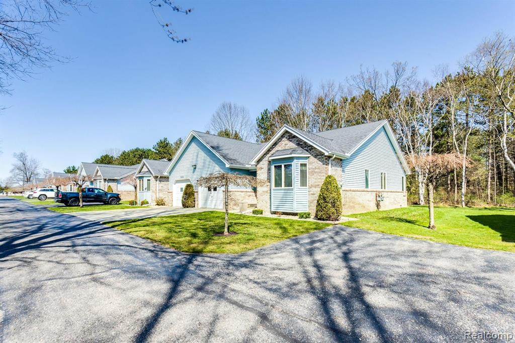 7276 Lakeshore Road Lakeport, MI 48059 - Photo 38 of 38