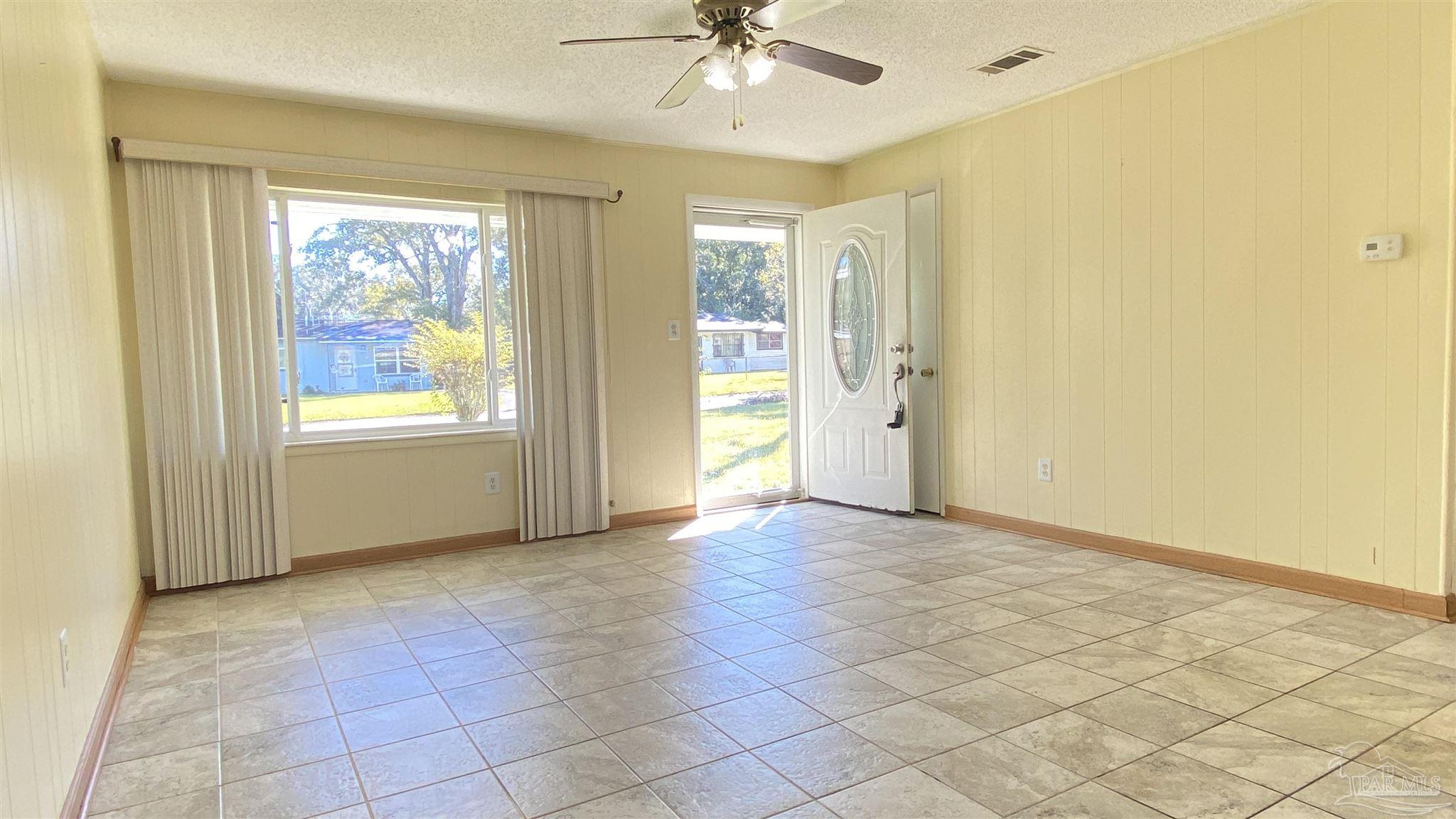 7841 Amberidge Road Pensacola, FL 32534 - Photo 4 of 18