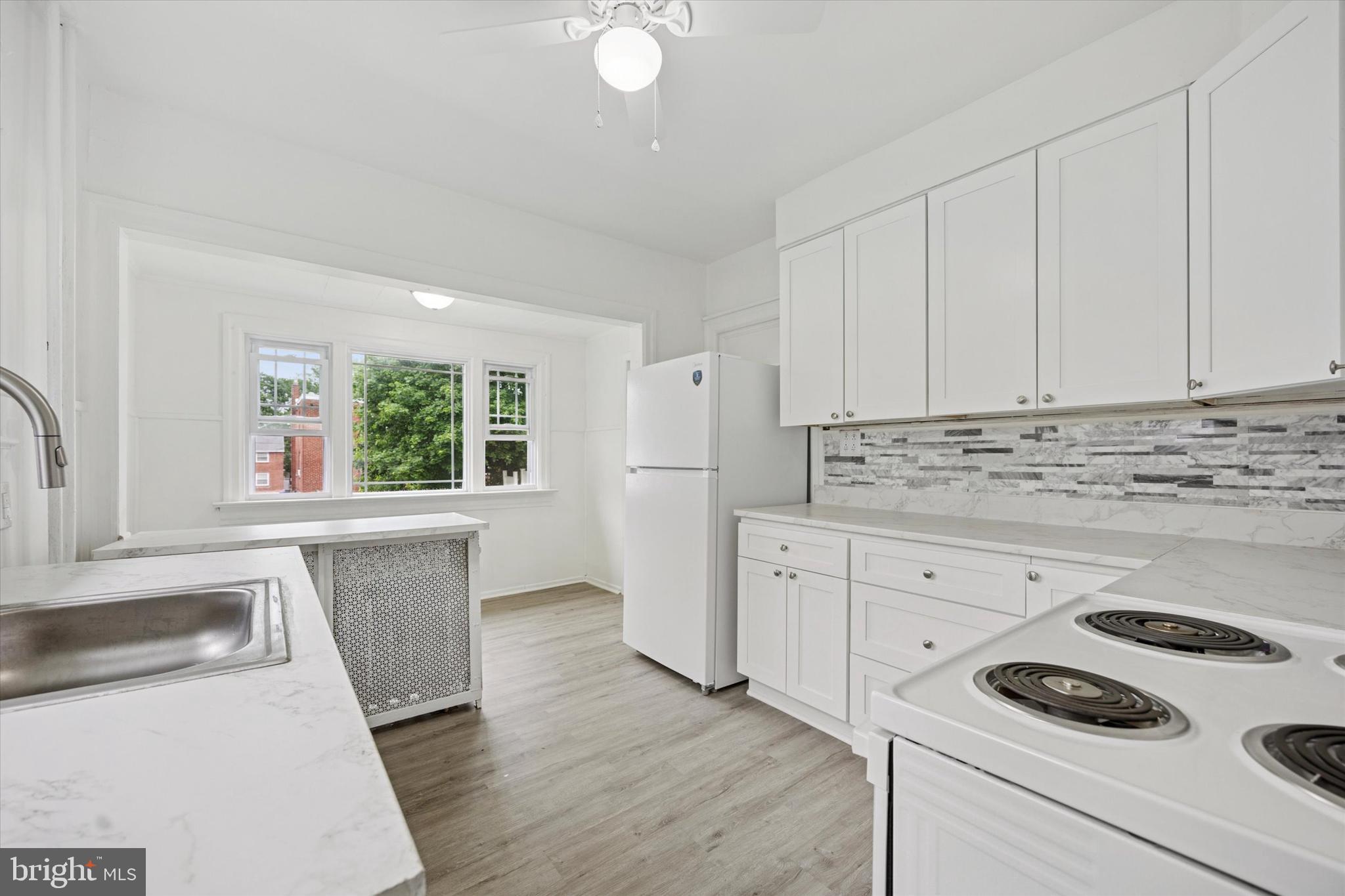 237 East Roland Road Brookhaven, PA 19015 - Photo 11 of 35 Updated kitchen
