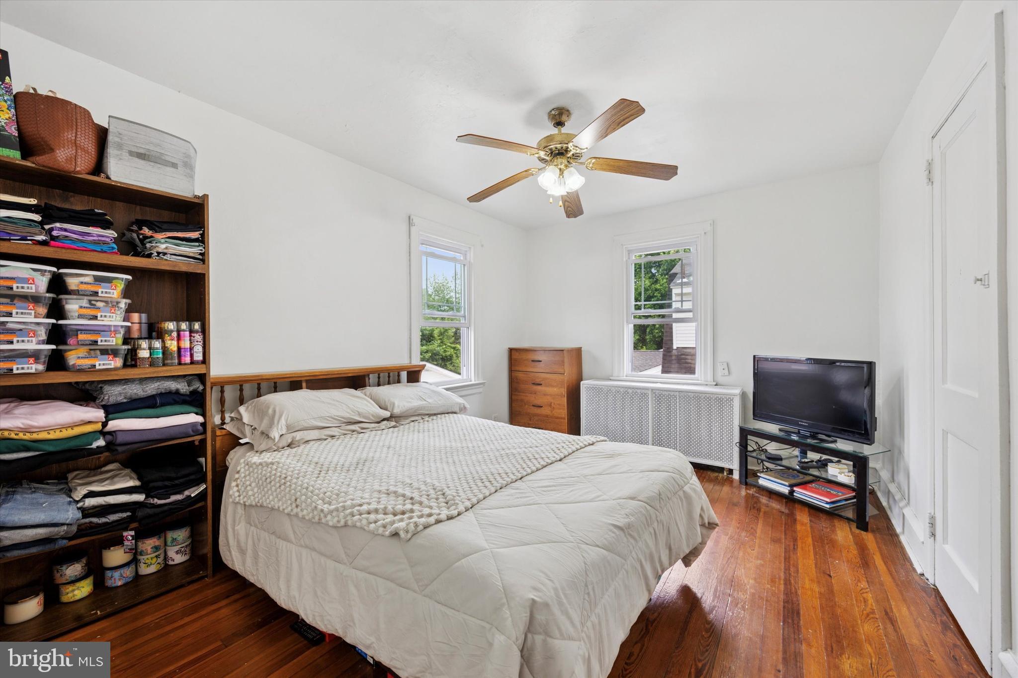 237 East Roland Road Brookhaven, PA 19015 - Photo 23 of 35 Bedroom 3