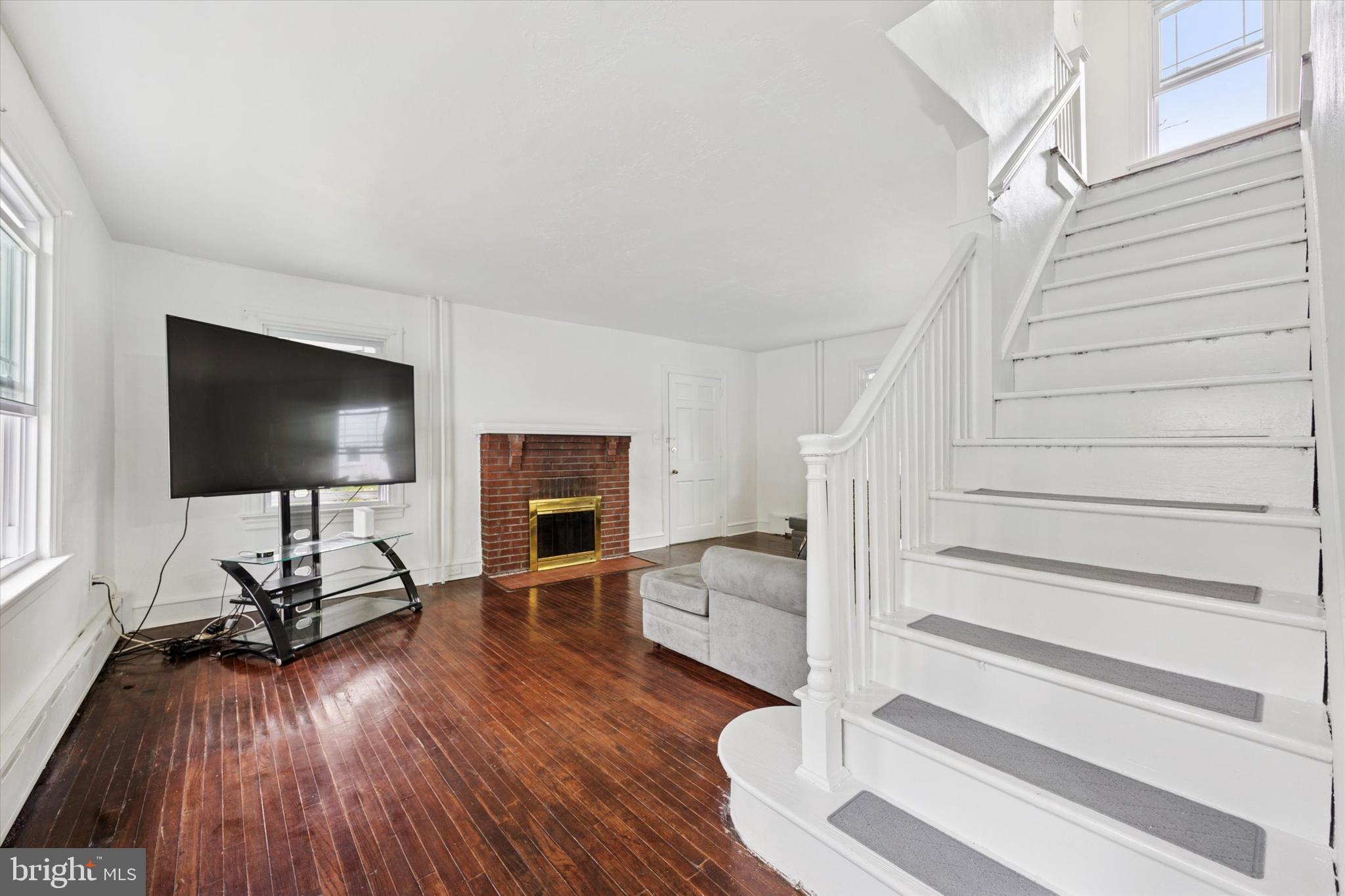 237 East Roland Road Brookhaven, PA 19015 - Photo 7 of 35 Gallery Image 7