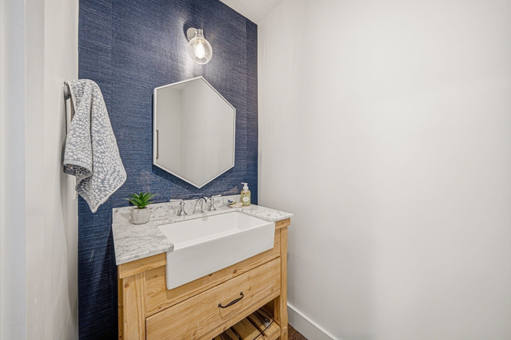 4 Boynton Street, Unit 1 Waltham, MA 02453 - Photo 23 of 41