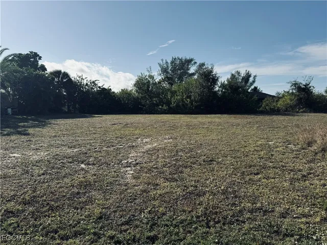 a view of an ocean beach