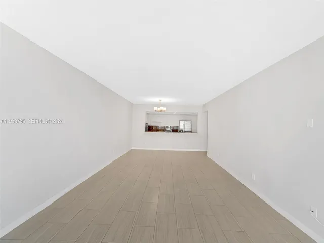 $2,500 | 19380 Collins Avenue, Unit 1005, Sunny Isles Beach, FL 33160