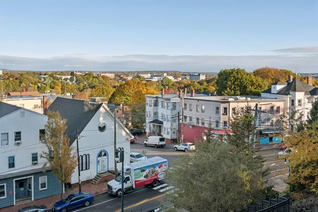 $549,000 | 867 Congress Street, Portland, ME 04102