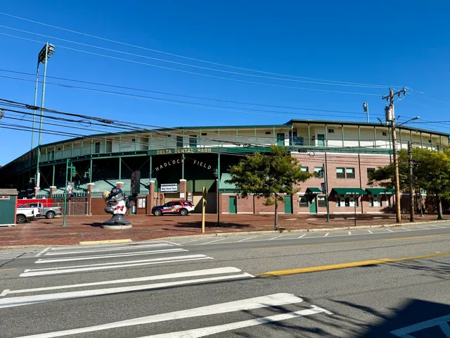 $549,000 | 867 Congress Street, Portland, ME 04102