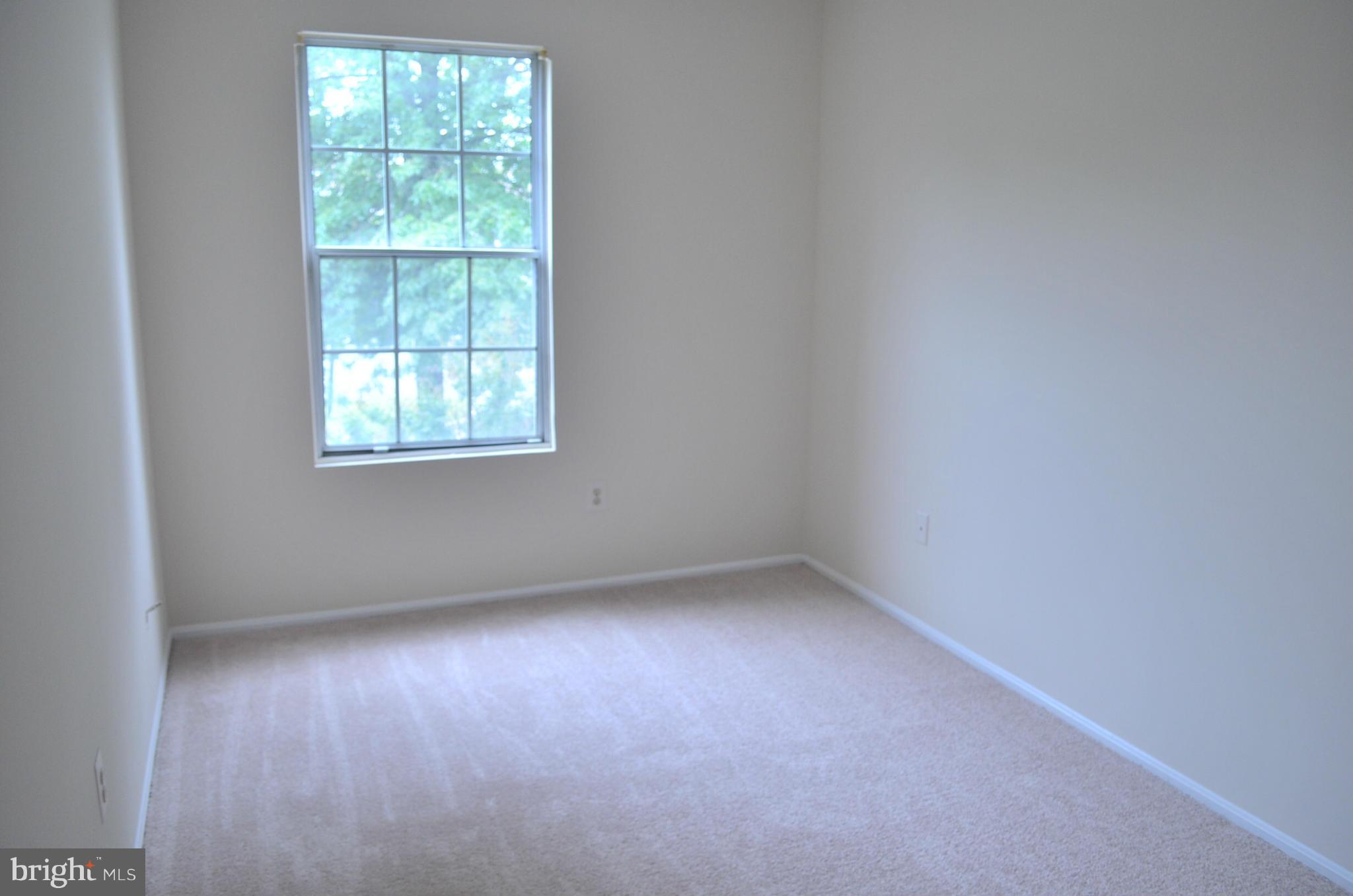 111 Fort Evans Road Southeast, Unit D Leesburg, VA 20175 - Photo 7 of 7 Bedroom