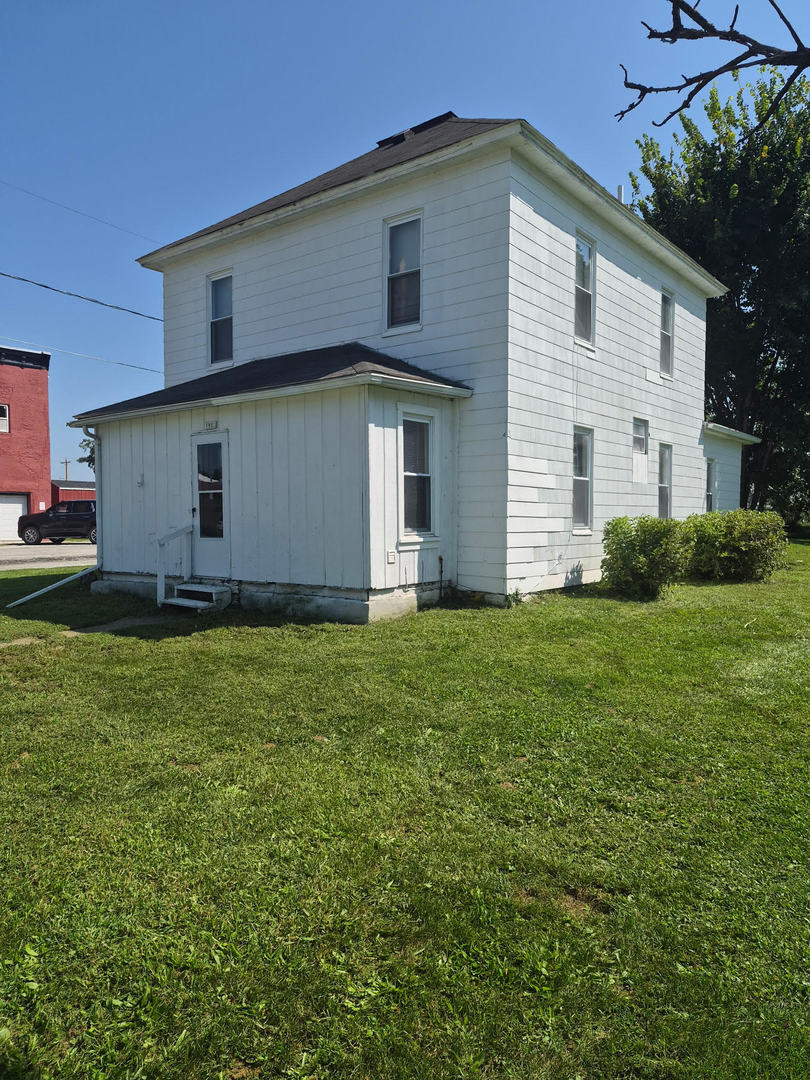 1802 13th Street Viola, IL 61486 - Photo 2 of 20 Gallery Image 2