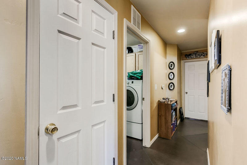 5156 South Opal Road Flagstaff, AZ 86005 - Photo 15 of 32 5156_S_Opal_Rd_016LowRes