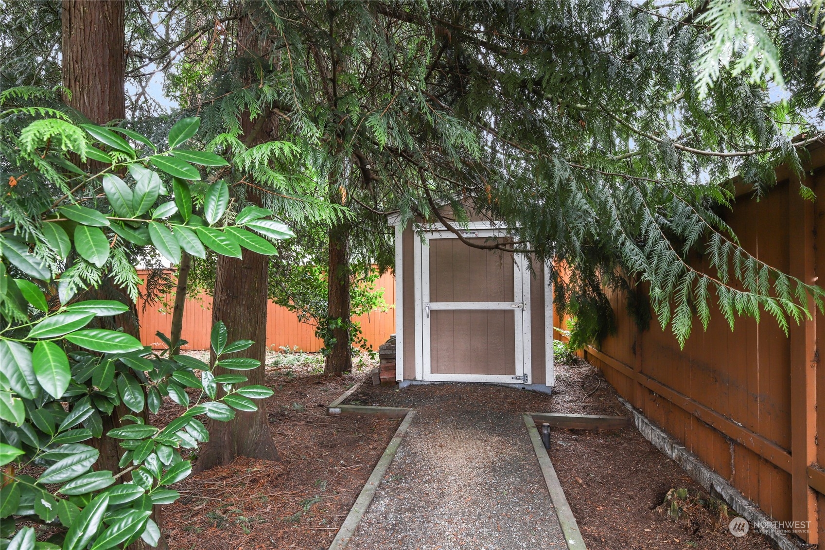 10810 9th Drive Southeast Everett, WA 98208 - Photo 22 of 26 a couple of flower plants in front of building