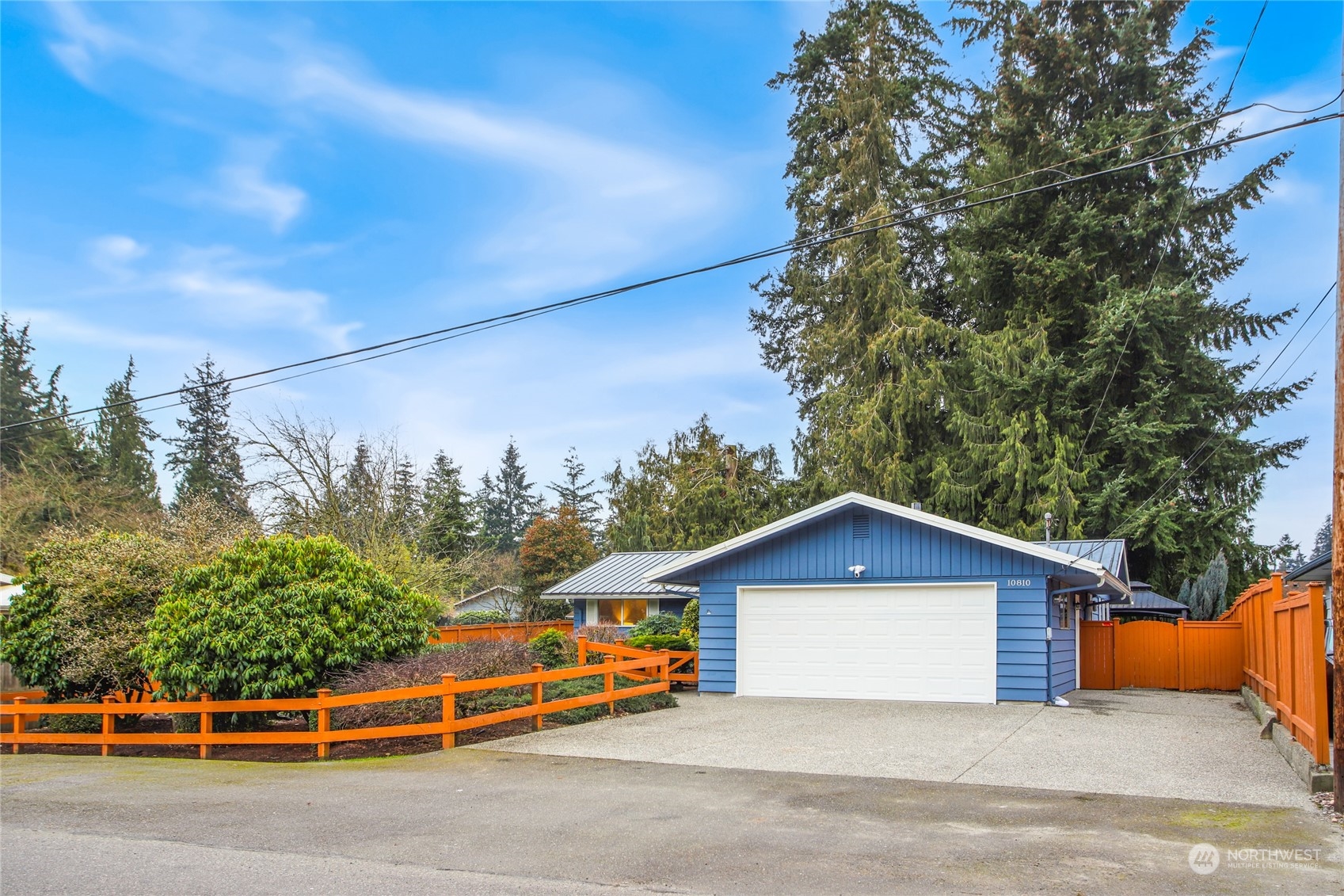10810 9th Drive Southeast Everett, WA 98208 - Photo 25 of 26 a front view of a house with a yard