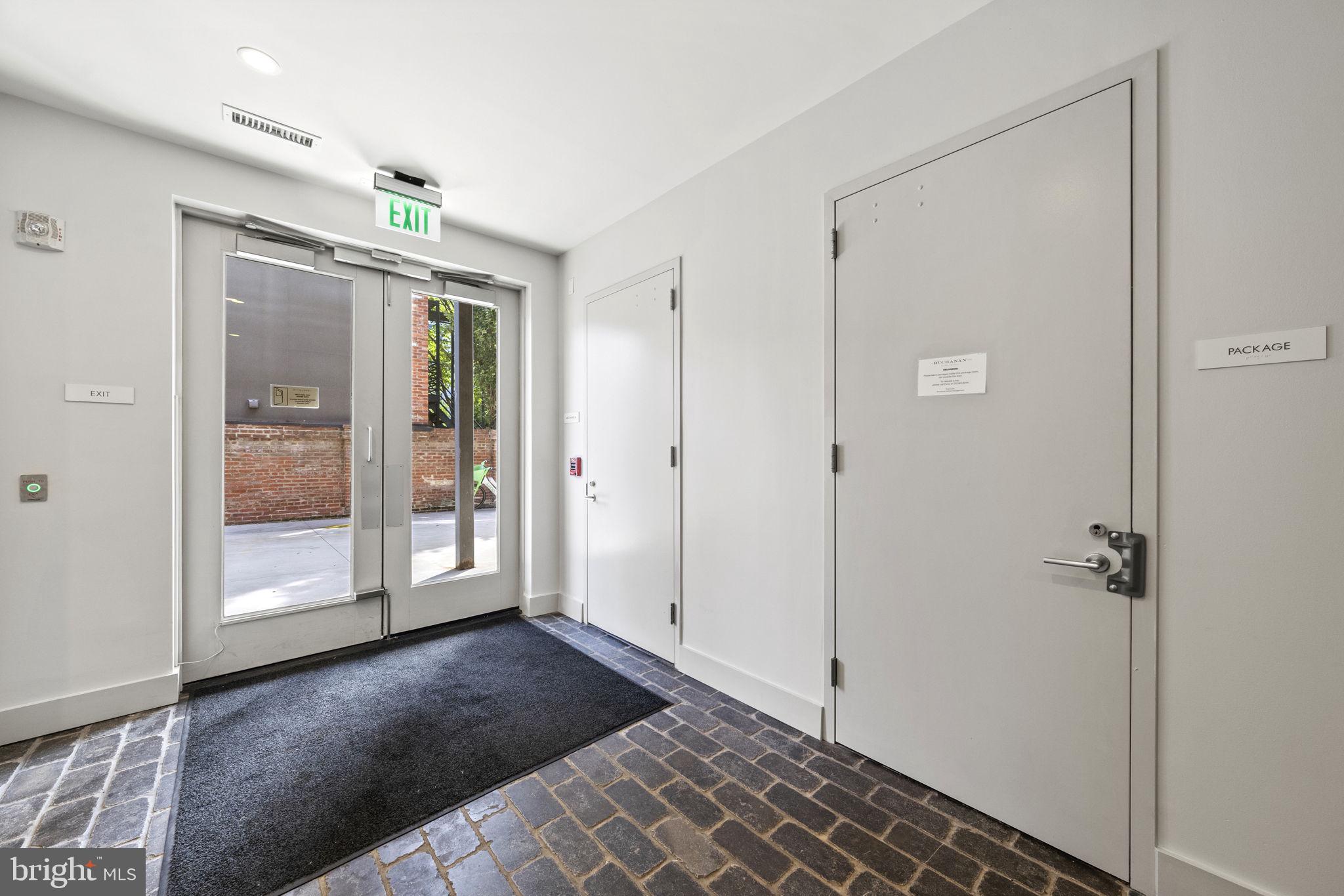 1324 E Street Southeast, Unit 101 Washington, DC 20003 - Photo 29 of 40