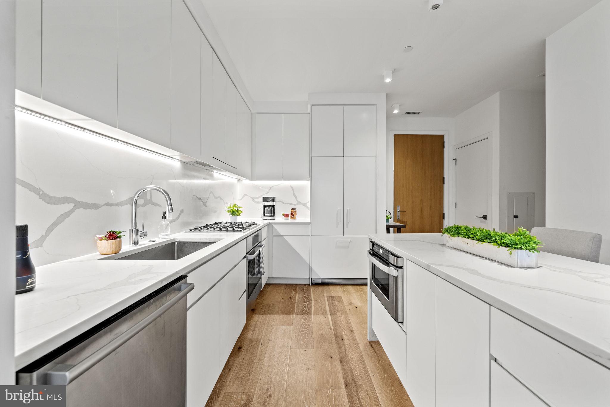 1324 E Street Southeast, Unit 101 Washington, DC 20003 - Photo 4 of 40