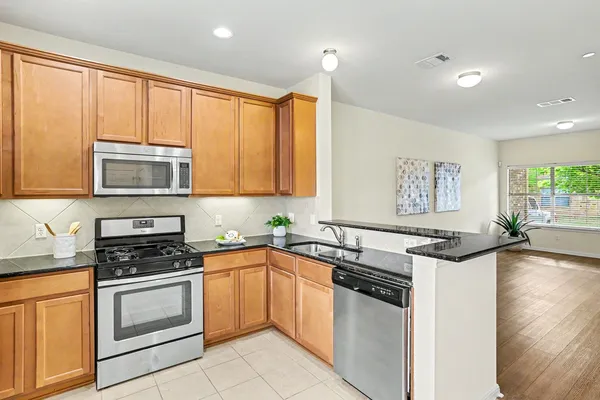 $275,000 | 1900 Little Elm Trail, Unit 37, Cedar Park, TX 78613